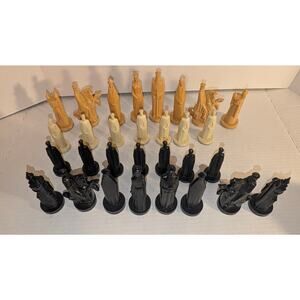 Vtg 1962 Medieval Conqueror Sculptured Chess Pieces Peter Ganine Near Complete